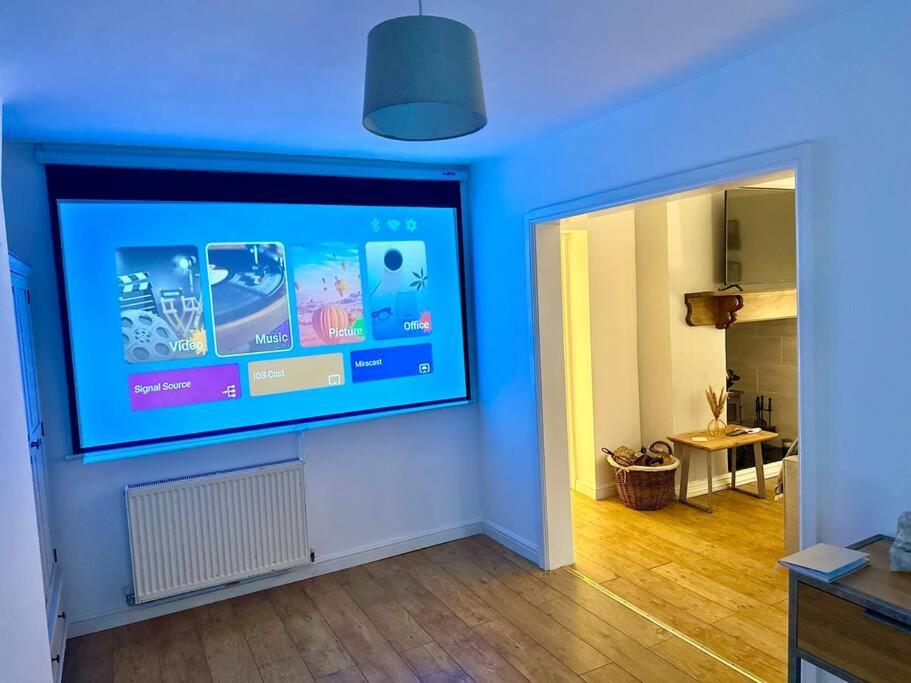 Cottage,Cinema Room,Log Burner Blaenavon Exteriér fotografie